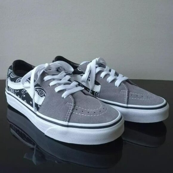 Vans Women's Sk8-Low Suede/Canvas Sneaker in Wonderful Paisley Gray/True White - Picture 2 of 12